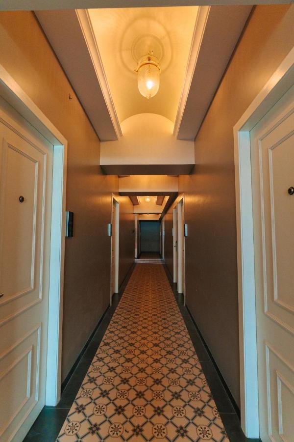 Arnna Hotel - Goregaon Мумбаї Екстер'єр фото