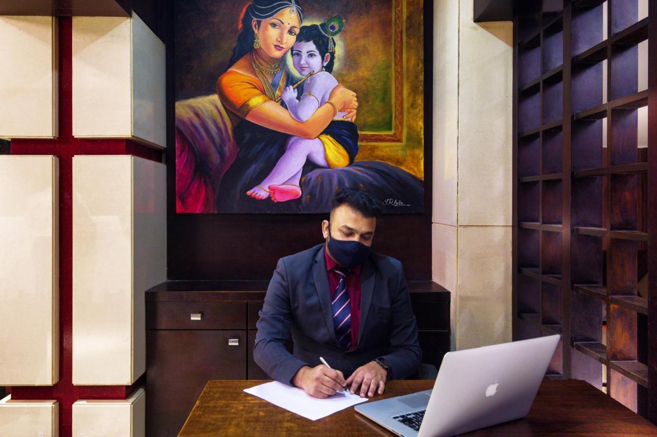 Arnna Hotel - Goregaon Мумбаї Екстер'єр фото