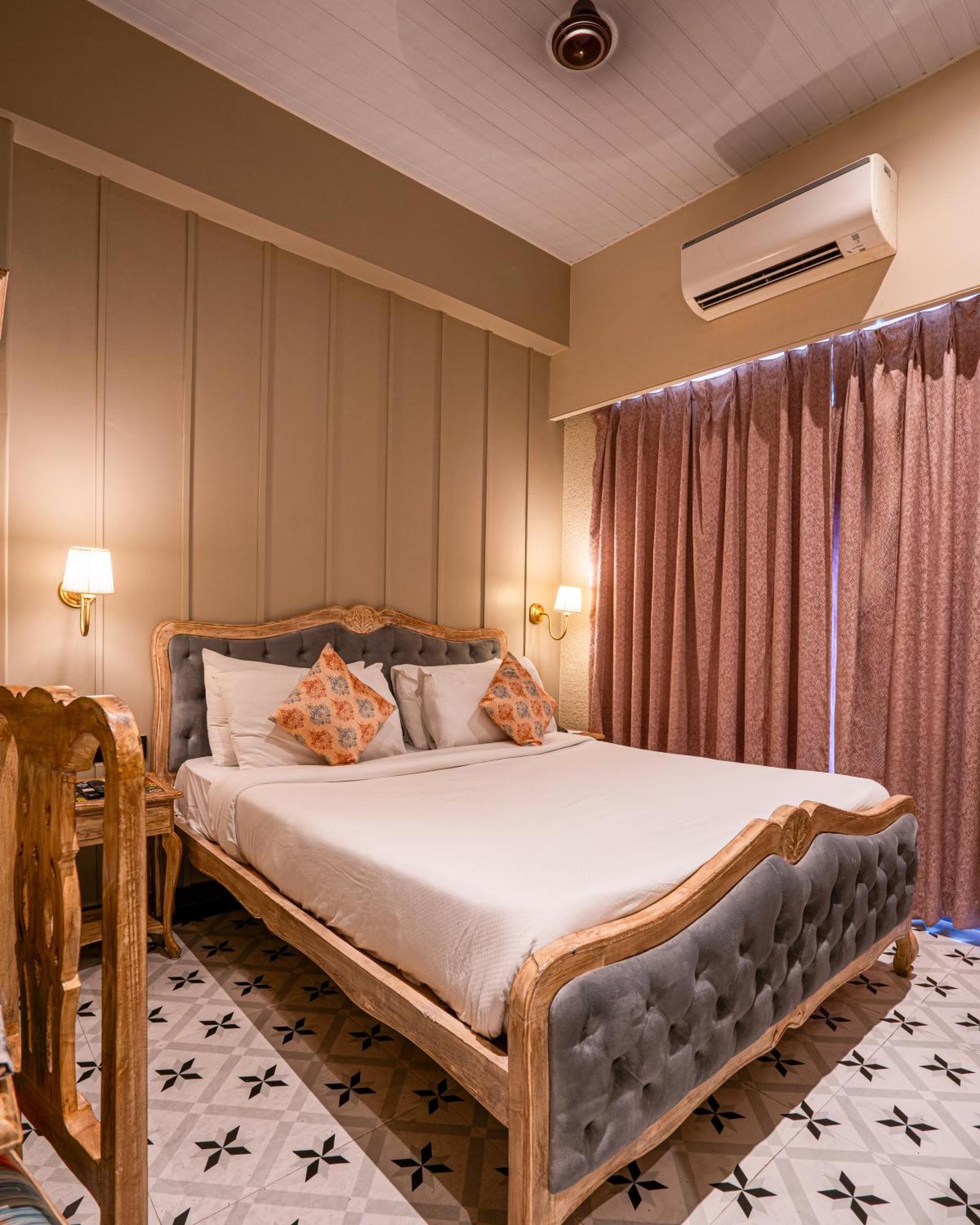 Arnna Hotel - Goregaon Мумбаї Екстер'єр фото