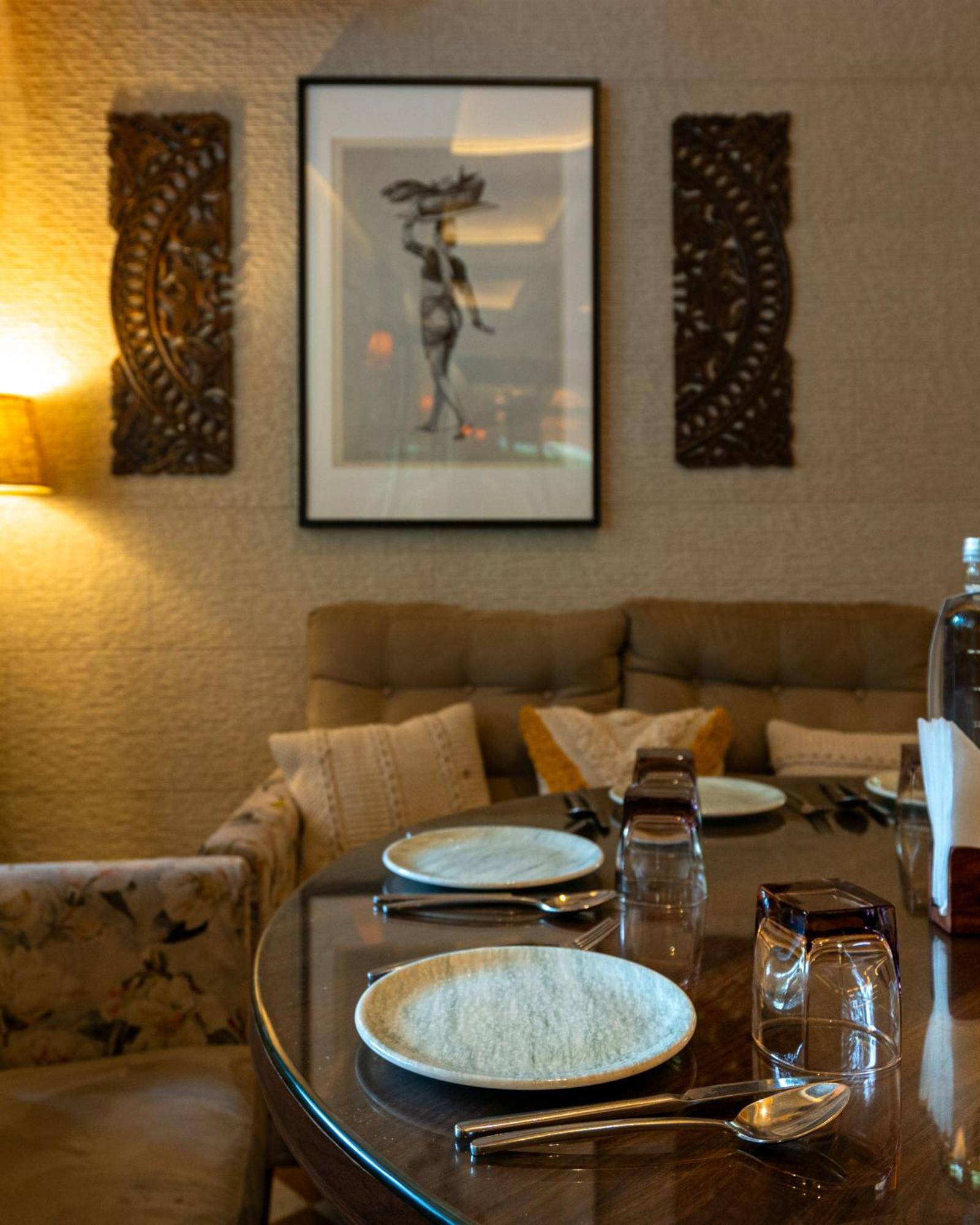 Arnna Hotel - Goregaon Мумбаї Екстер'єр фото